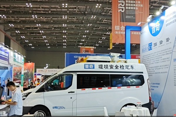 普奇的堤坝安全检测车PQ-DB1000